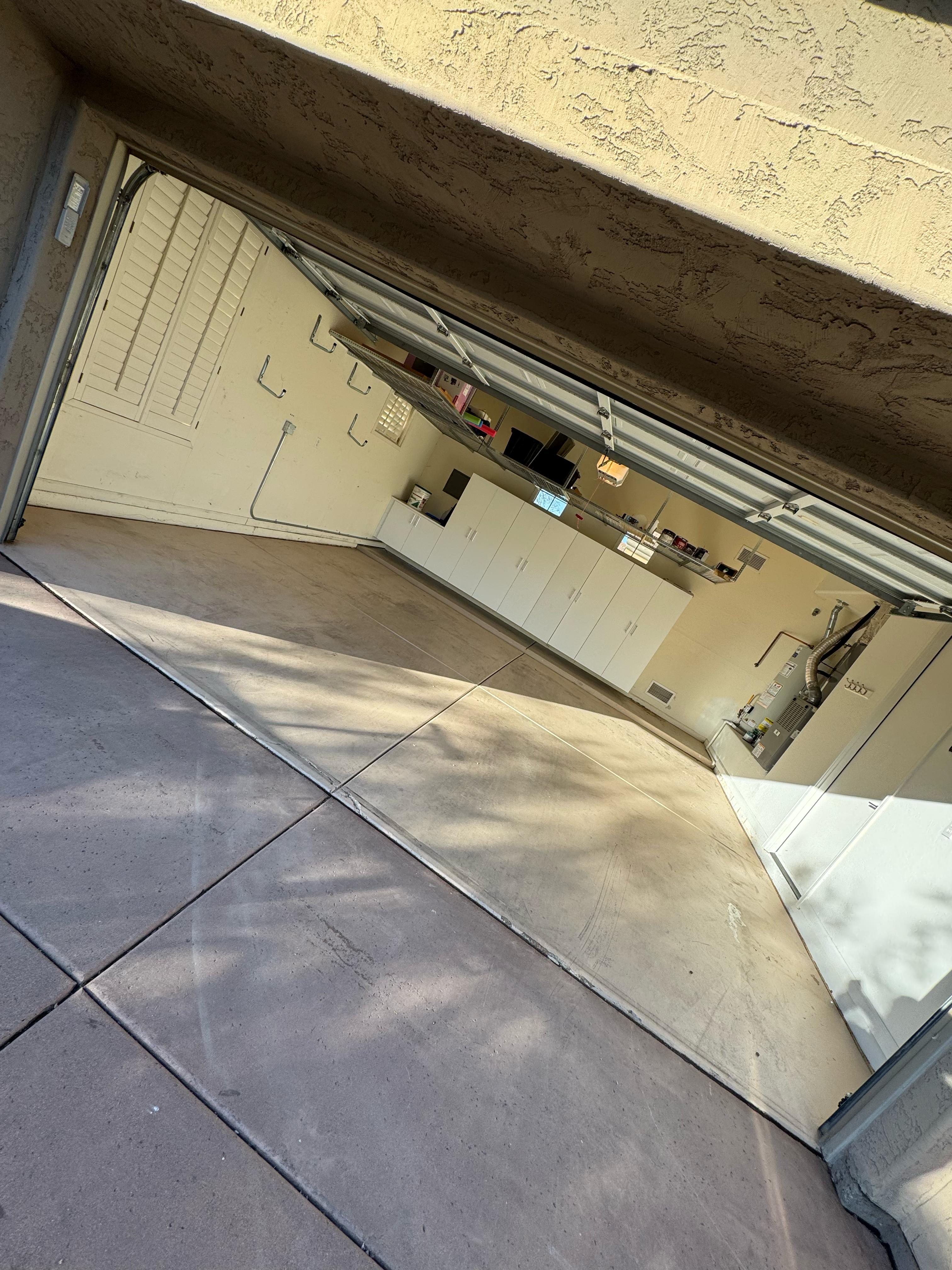 Epoxy garage floor